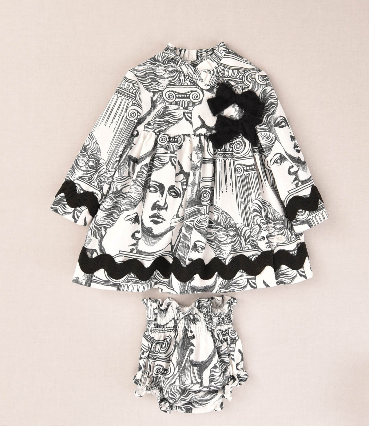 ROBE SCULPTURE BÉBÉ 2P
