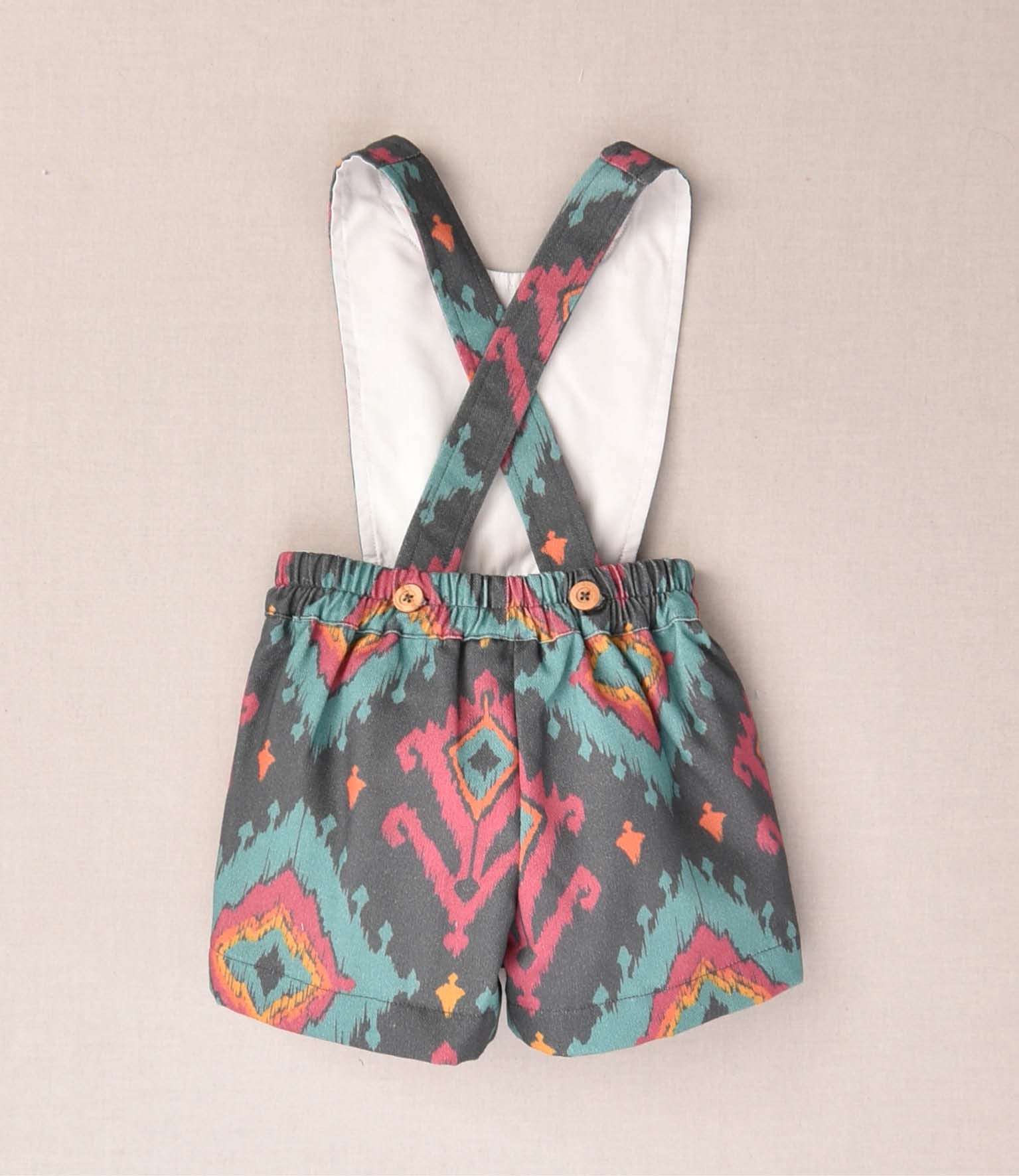 PANTALON CORTO ETNICO NIÑO