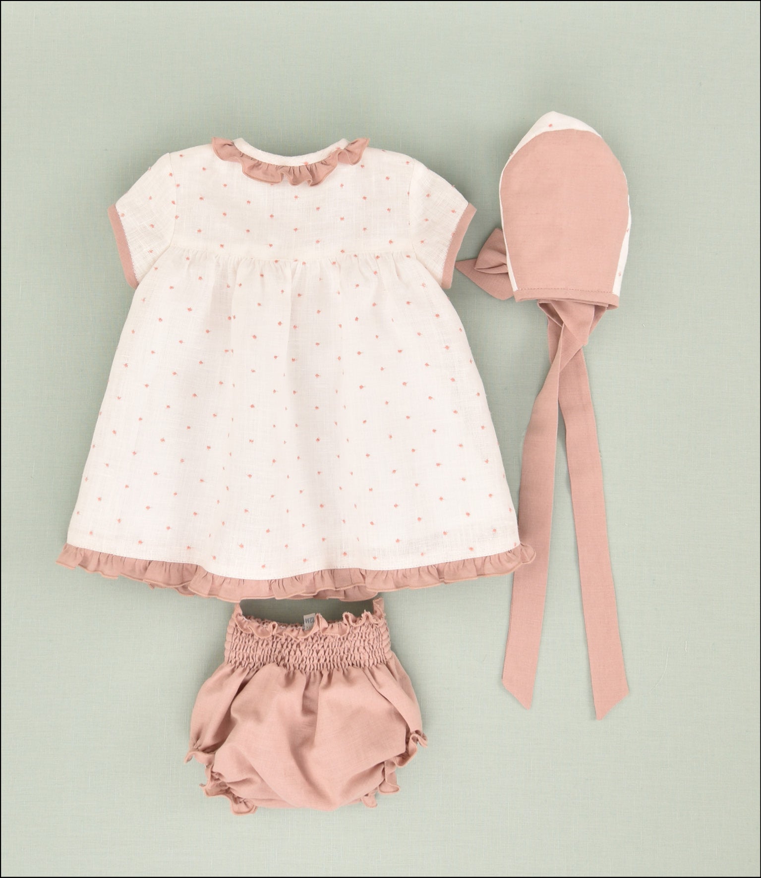 VESTIDO LINO BORDADO BEBE 3P