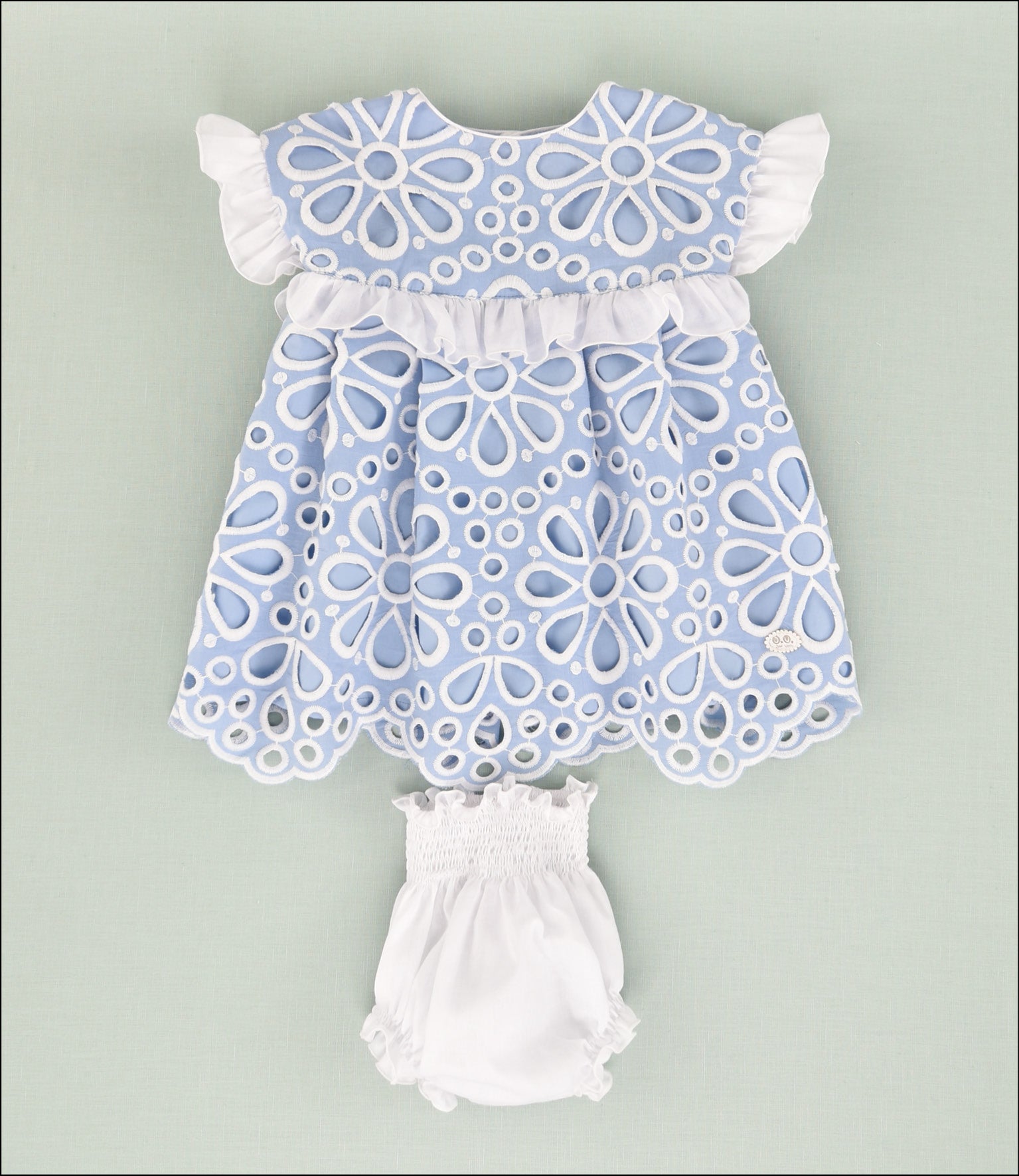 VESTIDO FLORES BORDADO BEBE