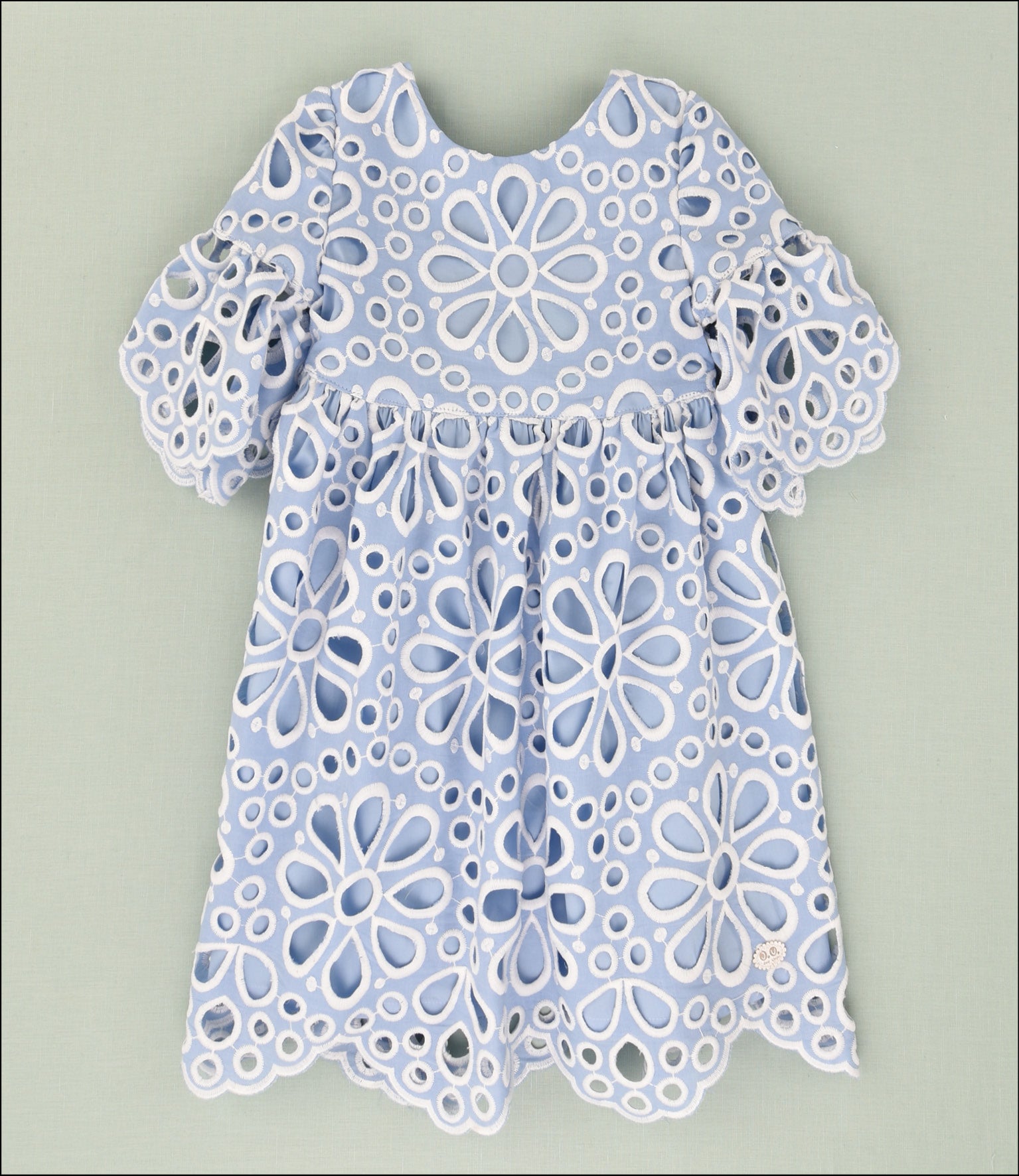VESTIDO FLORES BORDADO NIÑA