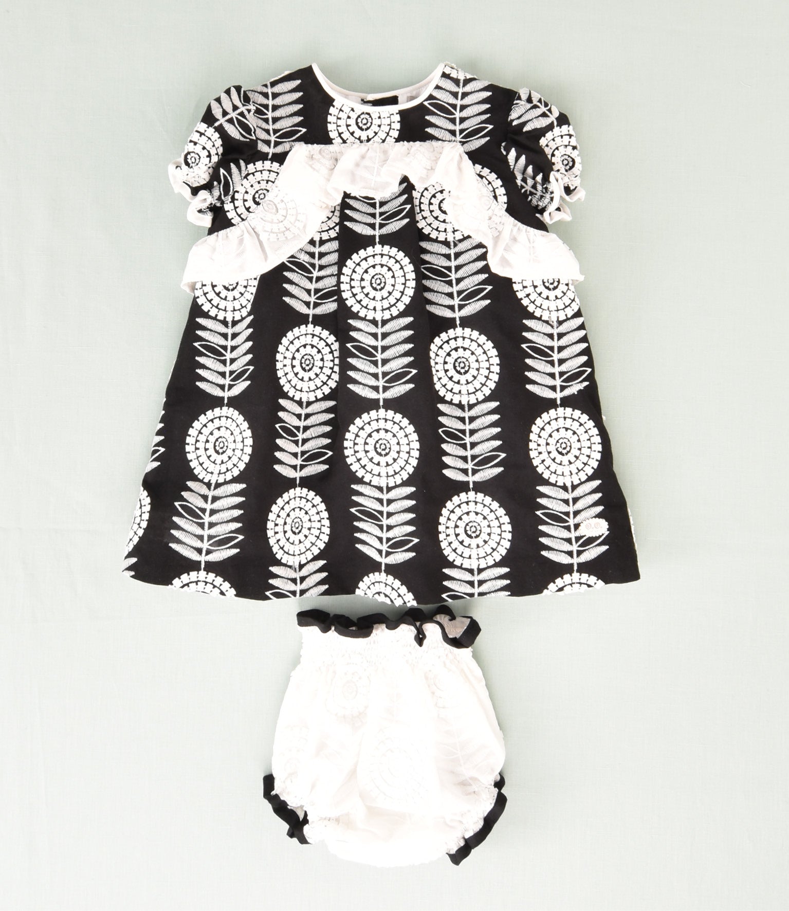 VESTIDO BORDADO BEBE 2P