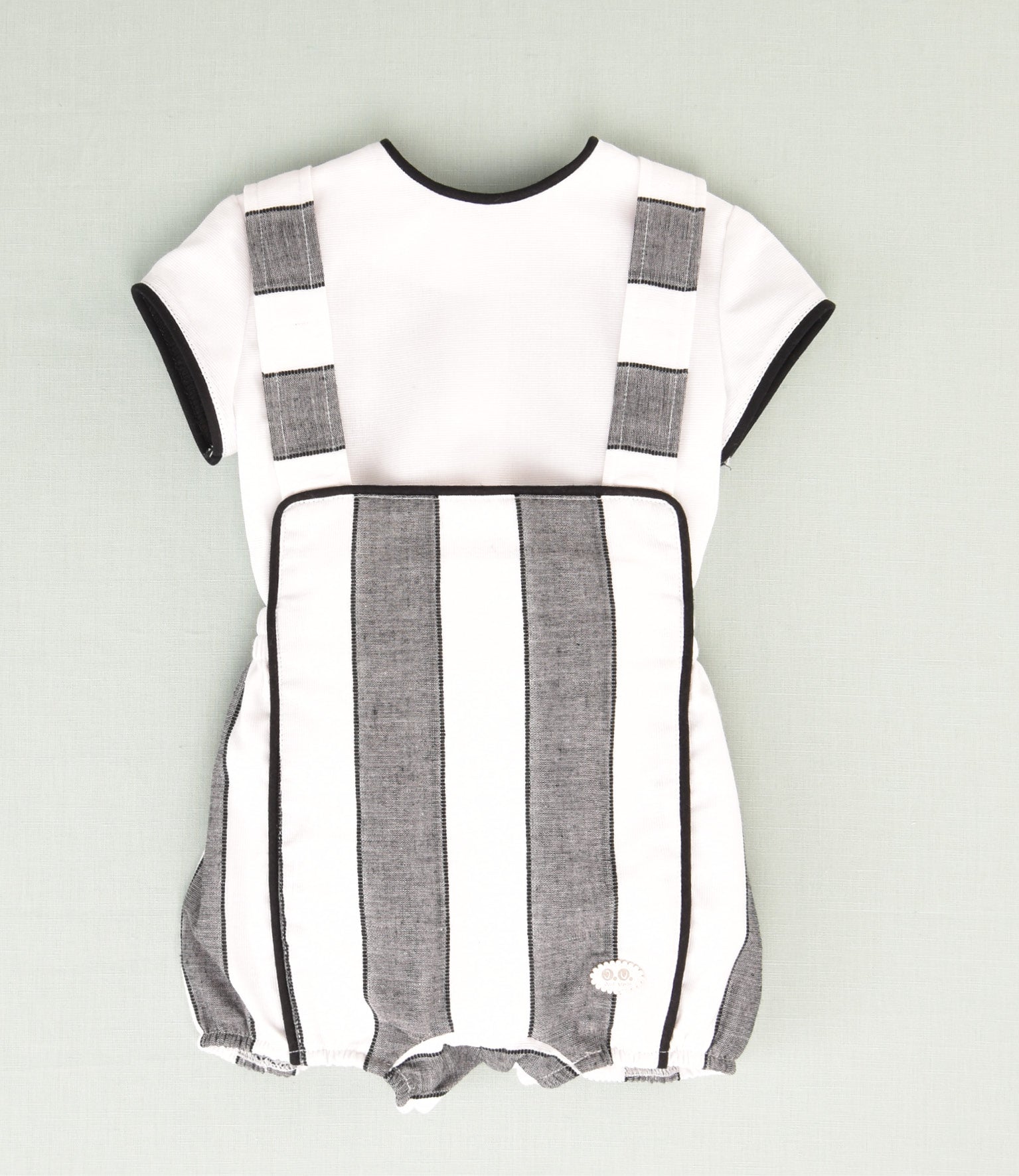 CONJUNTO RAYAS NEGRAS BEBE 2P