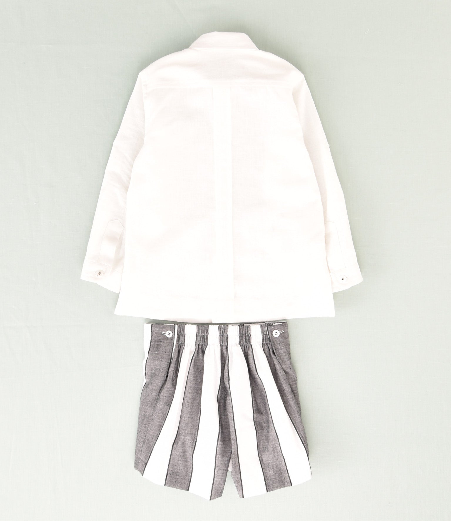 CONJUNTO RAYAS NEGRAS NIÑO
