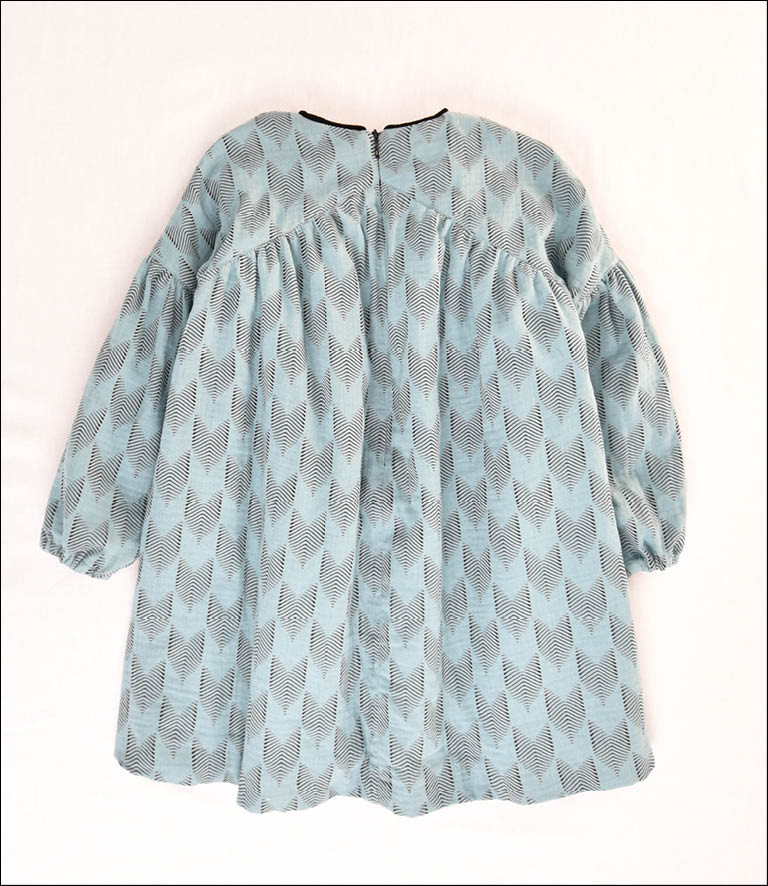 VESTIDO FLECHAS NIÑA