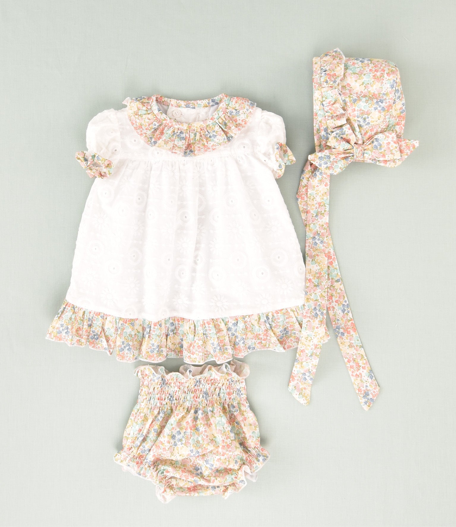 VESTIDO BORDADO BEBE 3P