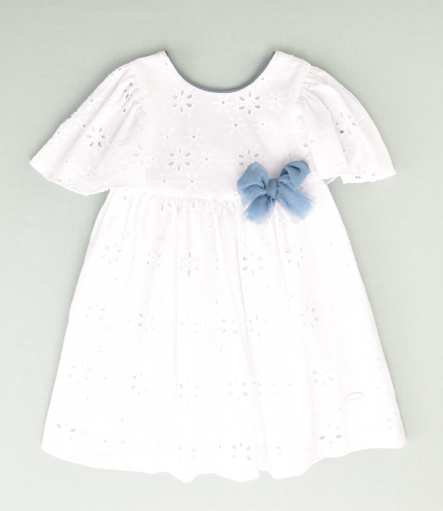 VESTIDO BORDADO NIÑA