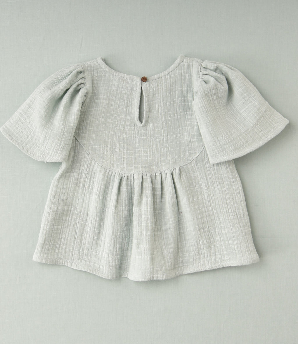 BLUSA LISA NIÑA