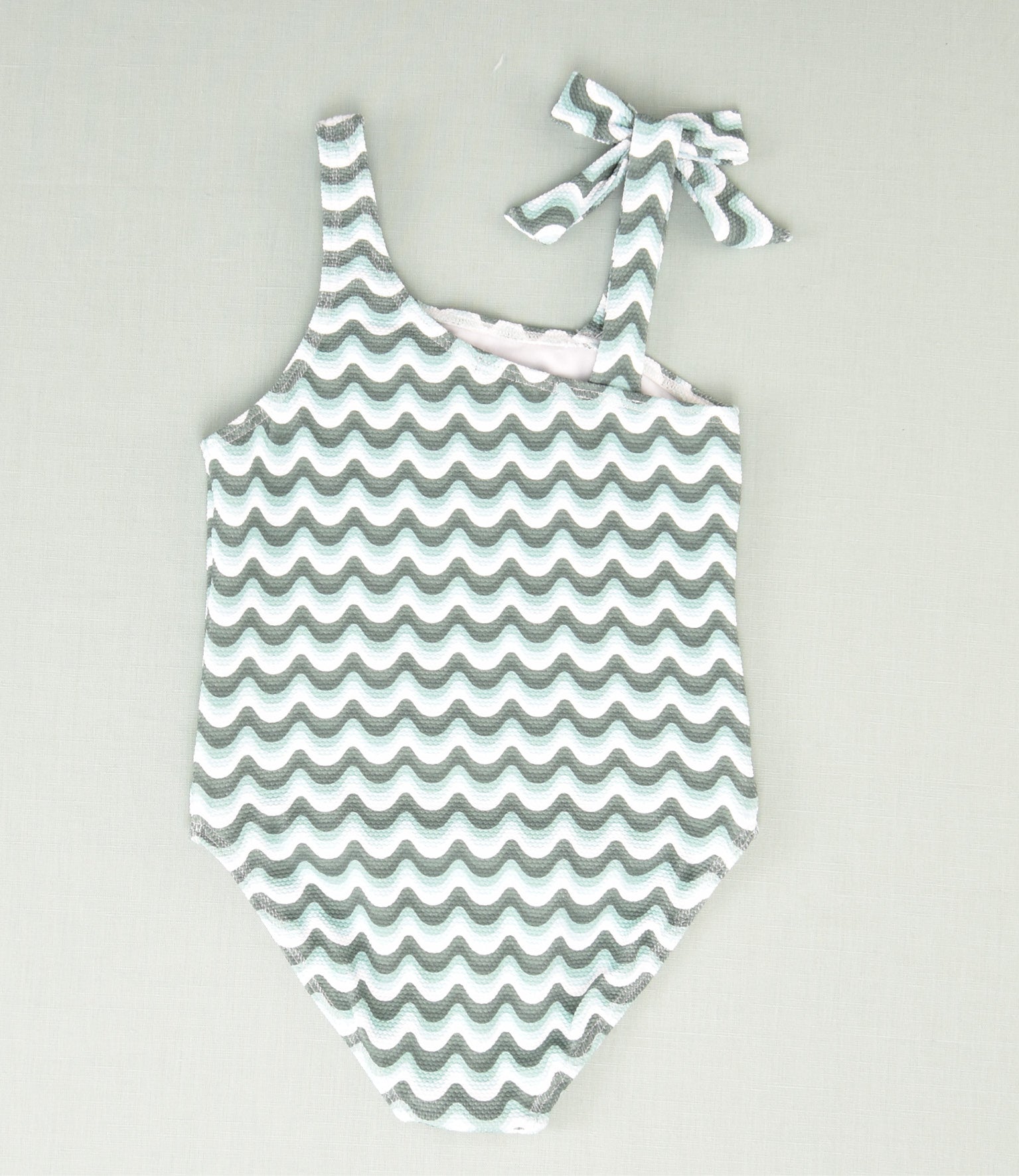 BAÑADOR ONDAS